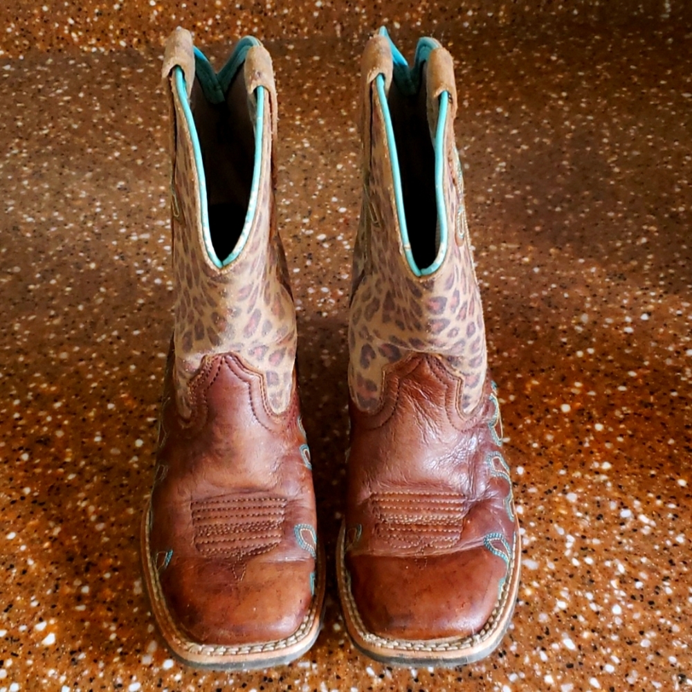 Kids Ariat Square Toe Boots Brown, Leopard, Turquoise, Cross Size 10